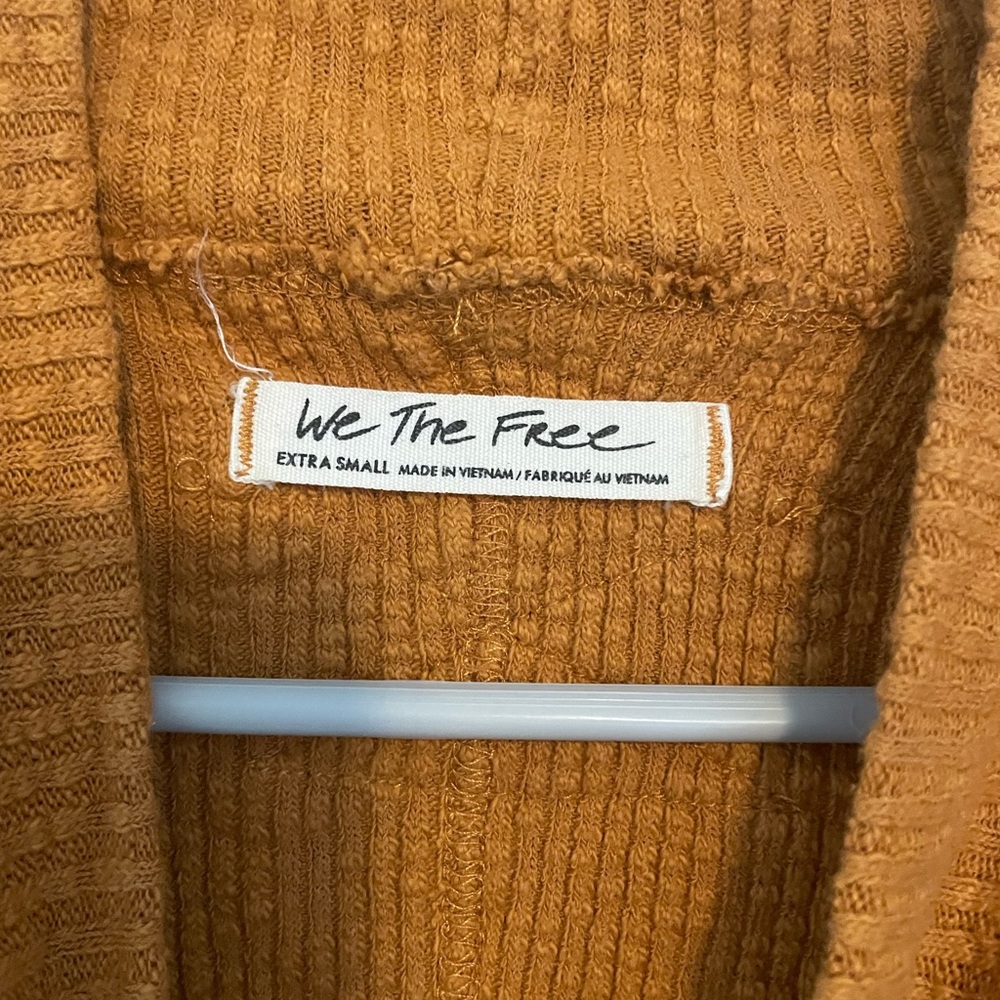 Free People Sweater - Picture 3 of 3